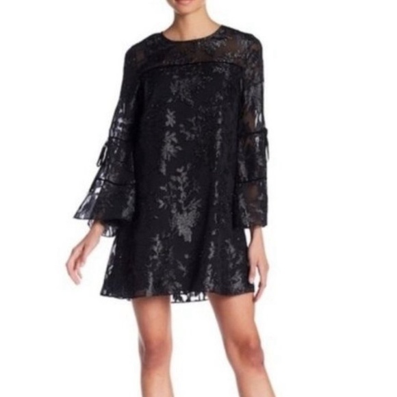Laundry by Shelli Segal Black Mini Shift Dress with Belle Sleeves and bows - Picture 2 of 8